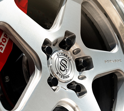 Фото дисков Strasse Wheels S5 Track на Toyota Supra A80