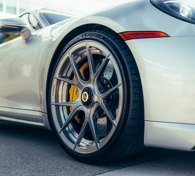 Фото дисков Strasse Wheels SM5 Deep Concave Duoblock на Porsche 911 VIII