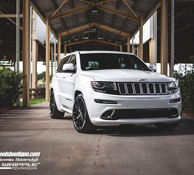 Фото дисков HRE P101 на Jeep Grand Cherokee IV