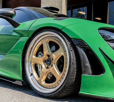Фото дисков Brixton Forged TR05 на McLaren 720S