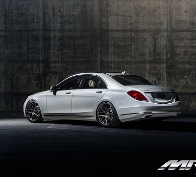Фото дисков MRR FS01 на Mercedes-Benz S-Class (W222, C217)