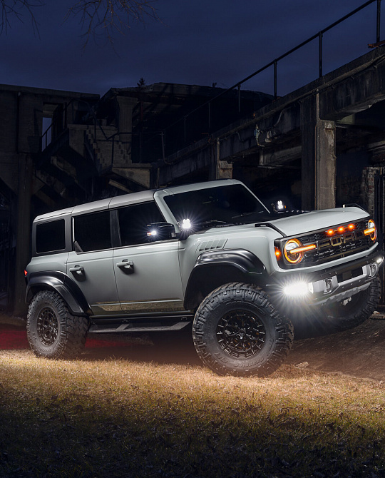 Фото дисков HFX-1 (6-Lug) Черный сатин на Ford Bronco