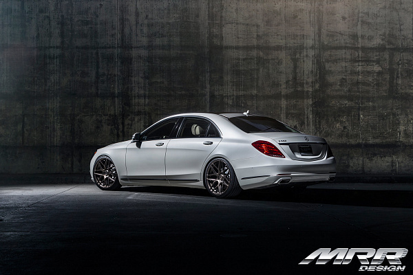 Mercedes-Benz S-Class W222
