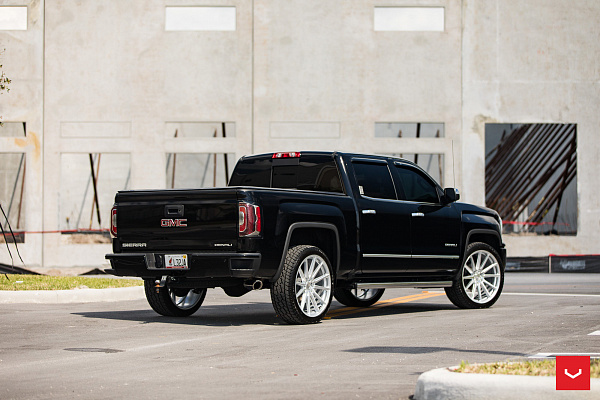 Фото дисков Vossen HF6-1 Серебро на GMC Sierra III