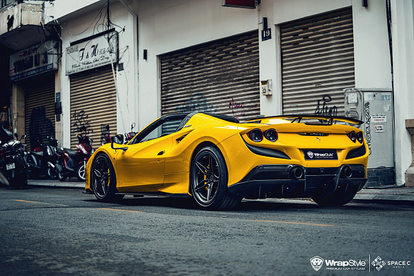 Фото дисков Brixton Forged PF2 Черный сатин на Ferrari F8