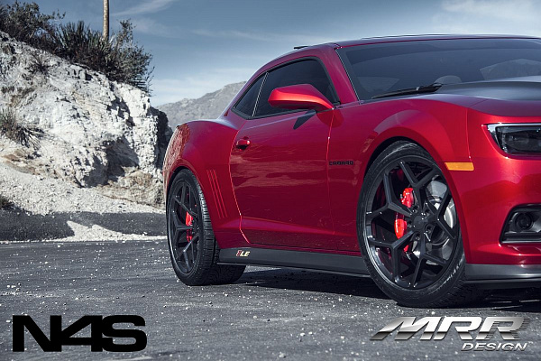 Фото дисков MRR M228 Черный глянец на Chevrolet Camaro V
