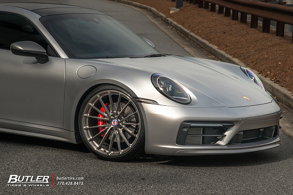 Фото дисков HRE P103 Глянцевый темный лак на Porsche 911 VIII