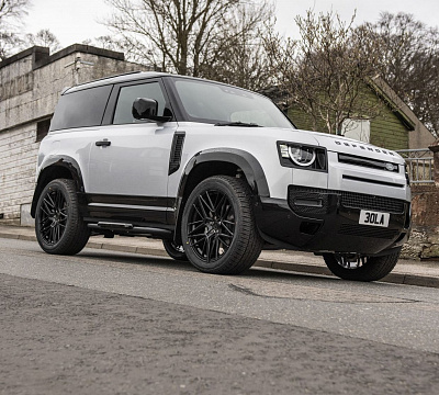 Фото дисков Bola FP1 на Land Rover Defender II
