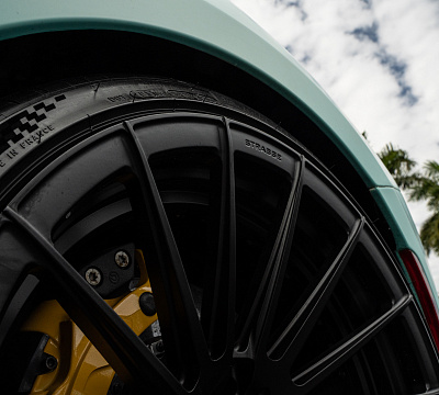 Фото дисков Strasse Wheels SV15 Deep Concave Duoblock на Ferrari F8