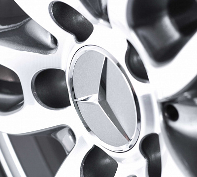 Mercedes-Benz AMG 5 Twin Spoke v10