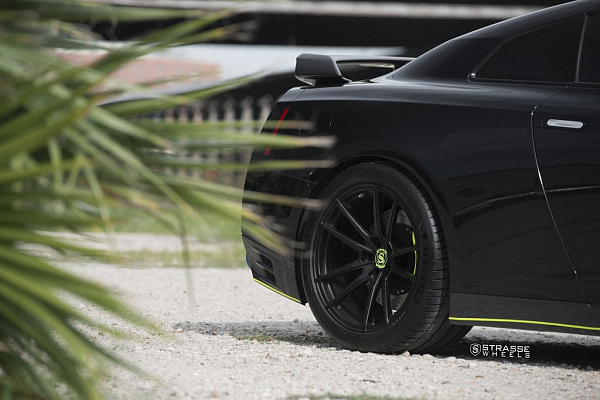 Фото дисков Strasse Wheels SV1 Deep Concave Monoblock Черный сатин на Nissan GT-R