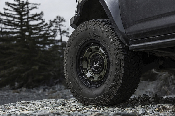 Фото дисков Black Rhino ATLAS  на Toyota 4Runner V