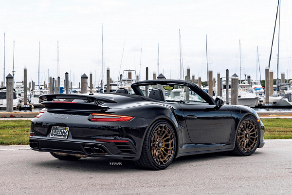 Фото дисков Strasse Wheels SV15FF Deep Concave FS Сатиновая бронза на Porsche 911 VII