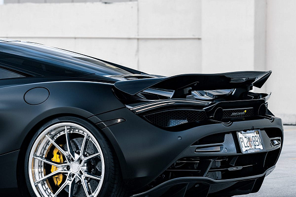 Фото дисков Anrky AN32 Полированный лак на McLaren 720S
