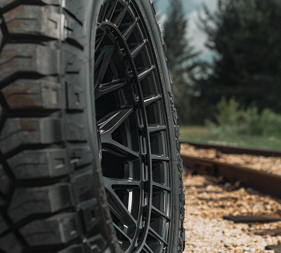 Фото дисков Vossen HFX-1 (8-Lug) на Ram 1500 V