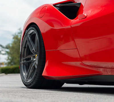 Фото дисков Anrky AN17 на Ferrari F8