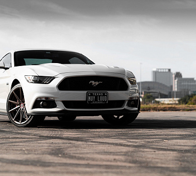 Фото дисков Vossen VFS-10 на Ford Mustang VI