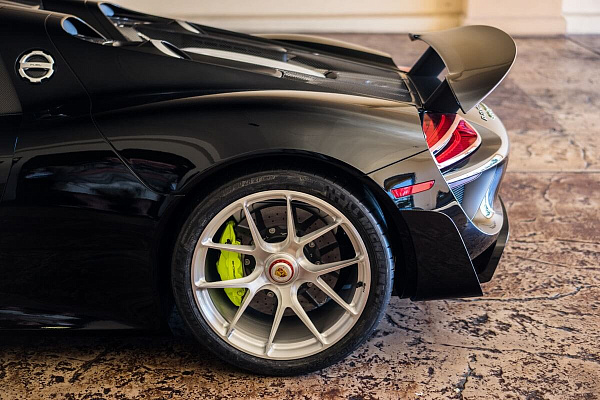 Фото дисков HRE P101 Глянцевый лак на Porsche 918 Spyder