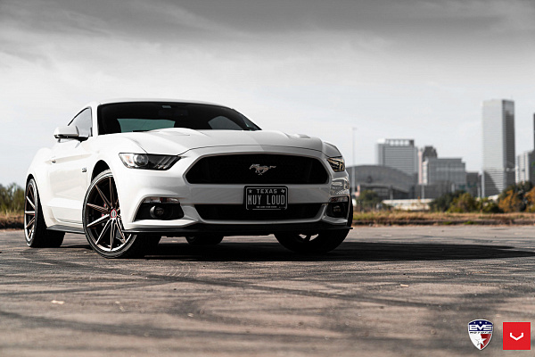 Фото дисков Vossen VFS-10 Сатиновая бронза на Ford Mustang VI
