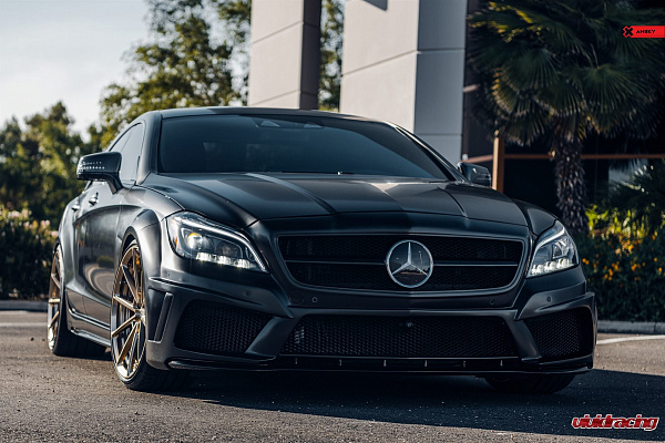 Фото дисков Anrky AN28 Глянцевое темное золото на Mercedes-Benz CLS (C218)