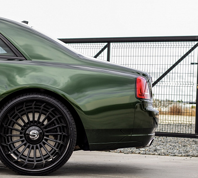 Фото дисков Savini SL7 на Rolls-Royce Ghost I