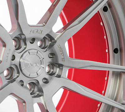 ADV.1 ADV5.3 M.V2 CS