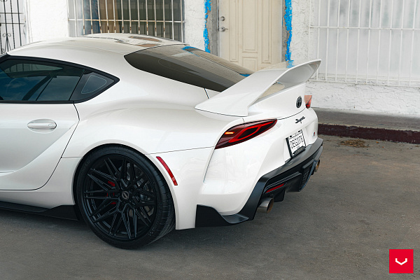 Фото дисков Vossen HF-7 Черный сатин на Toyota Supra A90