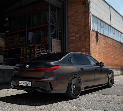 Фото дисков ST Wheels ST7 на BMW 7 (G70)
