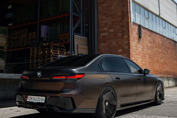 Фото дисков ST Wheels ST7 Черный глянец на BMW 7 (G70)
