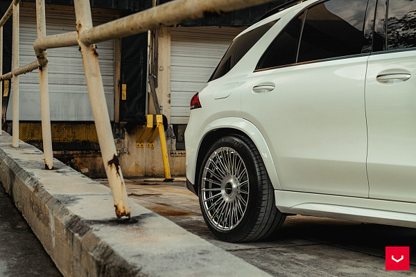 Фото дисков Vossen HF-8 Глянцевый лак на Mercedes-Benz GLE II