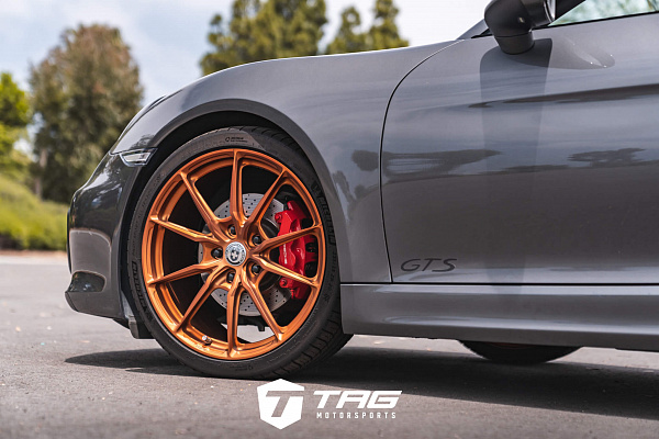 Фото дисков HRE P104SC Сатиновая медь на Porsche Cayman II