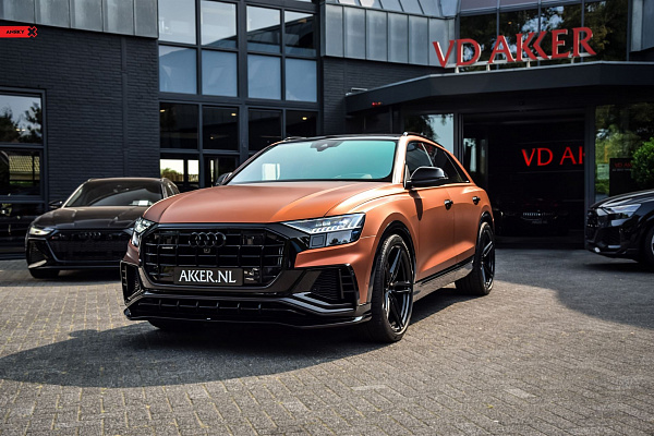 Фото дисков Anrky AN17 Черный глянец на Audi Q8