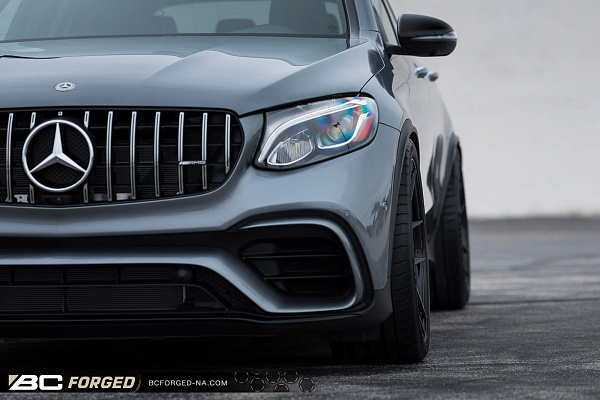 Фото дисков BC Forged HCS02 Черный матовый на Mercedes-Benz GLC (X253, C253)