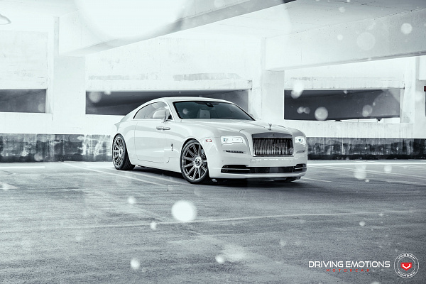 Фото дисков Vossen S17-12 Глянцевый тонированный лак на Rolls-Royce Wraith