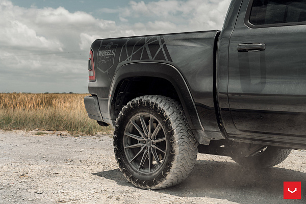 Фото дисков Vossen HF6-1 Алмазная проточка на Ram 1500 V