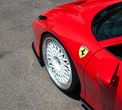 Фото дисков HRE 501 на Ferrari F8