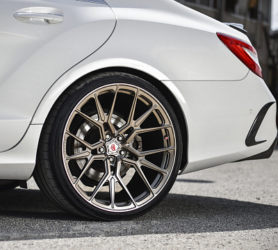 Фото дисков Vossen M-X3 на Mercedes-Benz CLS (C218)