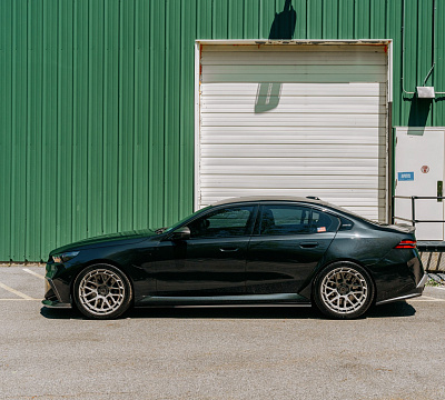 Фото дисков Brixton Forged TR08 AERO1 на BMW 5/M5 (G60/G90)