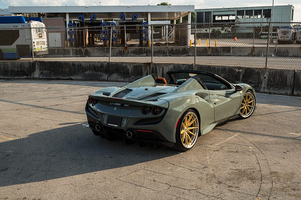 Ferrari F8 Spider