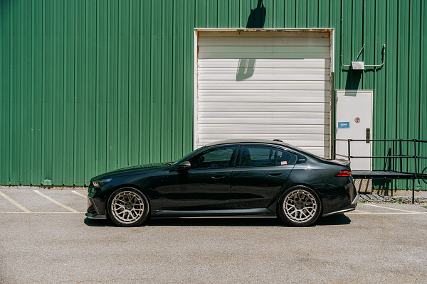 Фото дисков Brixton Forged TR08 AERO1 Другой цвет на BMW 5/M5 (G60/G90)