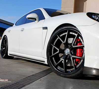 Фото дисков HRE S101 на Porsche Panamera I
