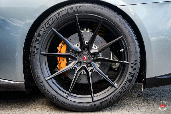 Фото дисков Vossen EVO-2 Черный сатин на Ferrari GTC4Lusso
