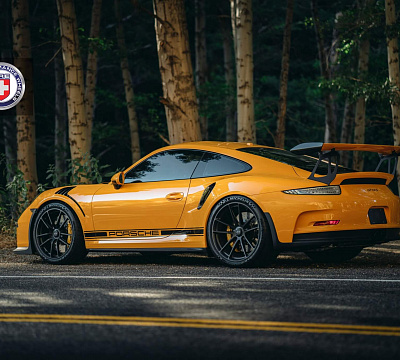 Фото дисков HRE P104 на Porsche 911 VII