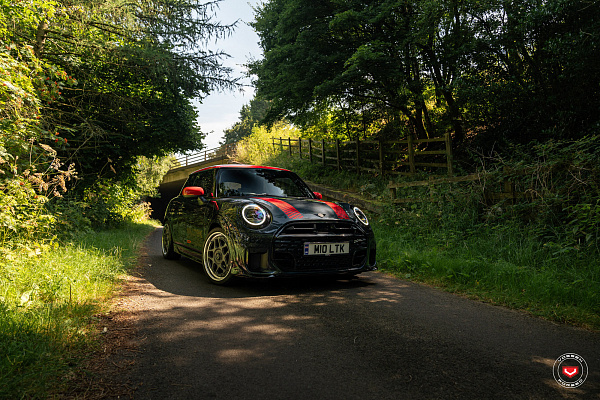 Фото дисков Vossen GEN-02 (3-piece) Черный сатин на MINI Cooper IV