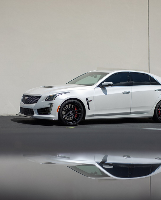 Фото дисков FF04 Черный сатин на Cadillac CTS III