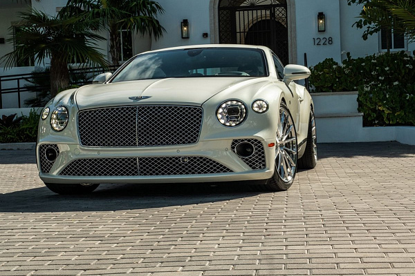 Фото дисков Anrky AN19 Полированный лак на Bentley Continental GT III