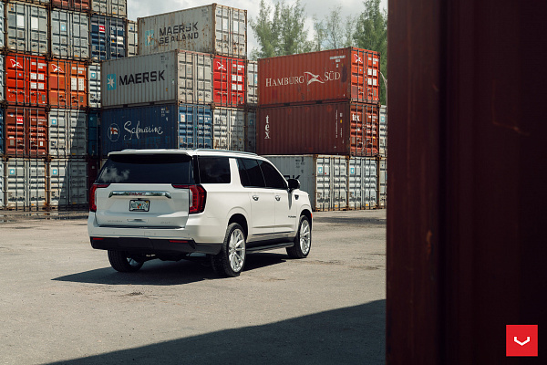 Фото дисков Vossen HF6-1 Серебро на GMC Yukon V