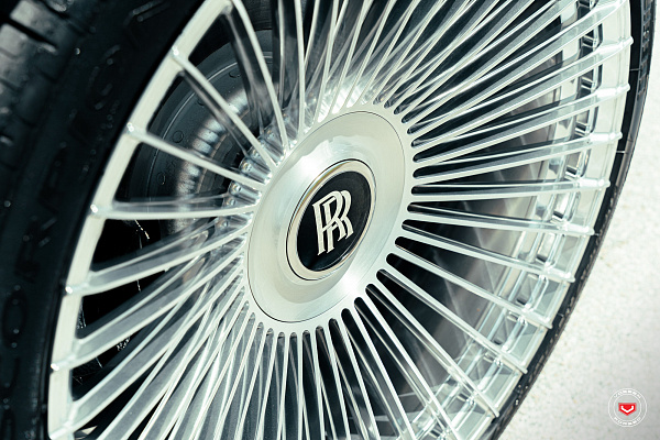 Фото дисков Vossen S17-16 Глянцевый лак на Rolls-Royce Cullinan
