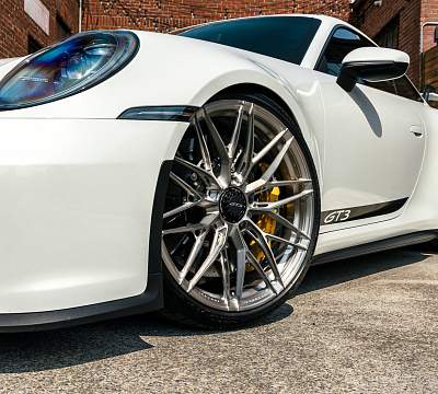 Фото дисков Vossen S21-02 на Porsche 911 VIII