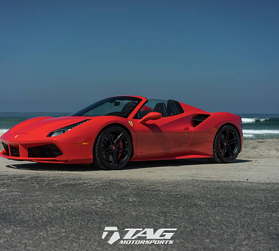 Фото дисков HRE P207 на Ferrari 488
